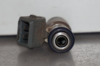 Snett nerifrån på Spridare från en Aprilia RSV 1000 -2010 motorcykel.