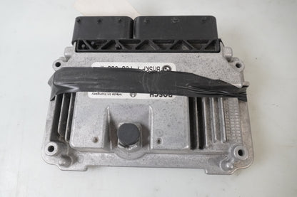 Framsidan på Styrbox Motronic från en BMW K 1200 R Sport -2007 motorcykel.