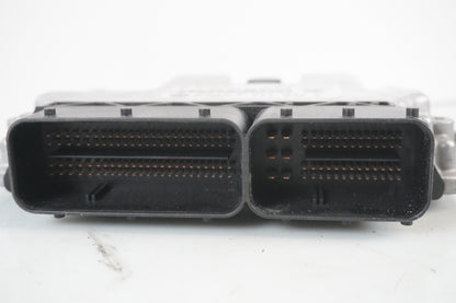 Höger sida på Motronic styrenhet från en BMW F 800 ST -2008 motorcykel.