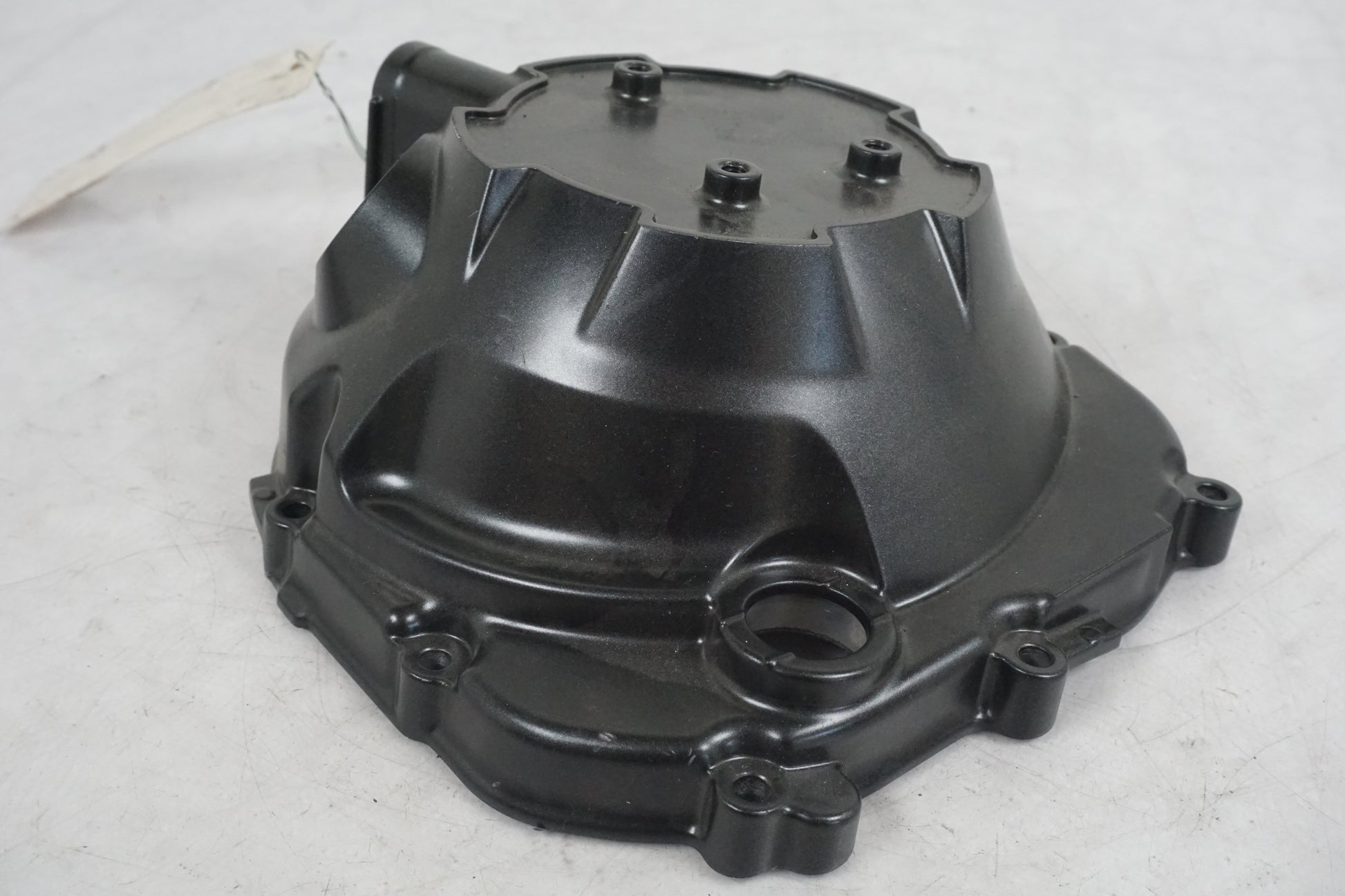 Vänster sida på Kopplingskåpa från en Kawasaki Z 1000 -2011 motorcykel.