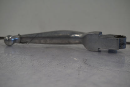 Baksidan på Bromsgrepp från en H-D Dyna Low Rider FXDL -2004 motorcykel.