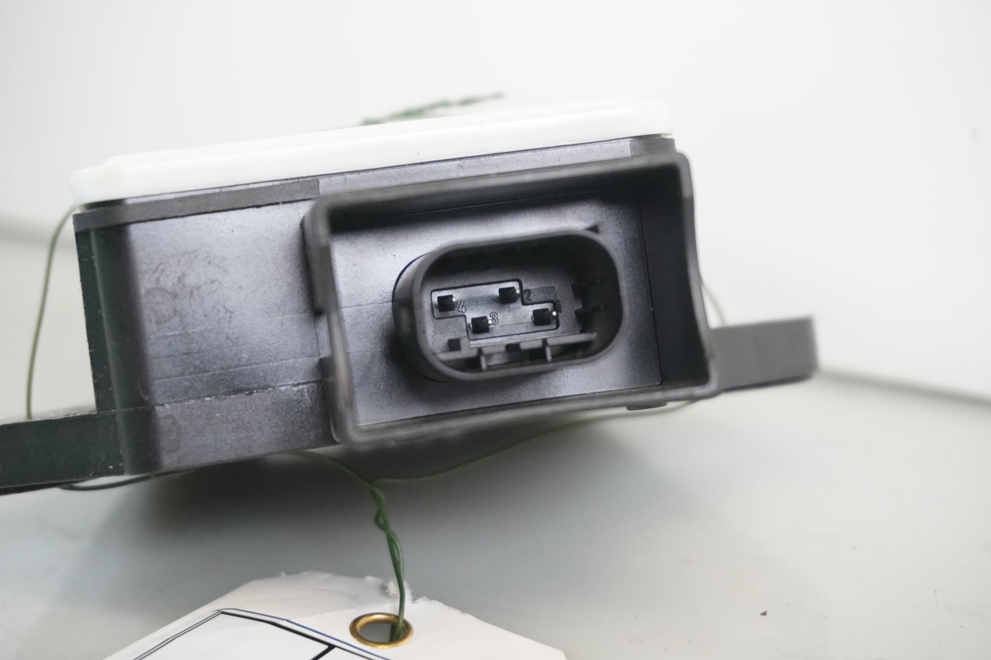 Baksidan på DTC antispinn från en BMW S 1000 RR -2013 motorcykel.