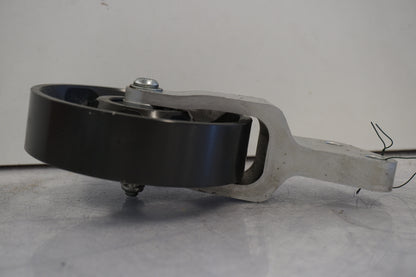 Baksidan på Remsspännhjul från en Buell XB 12 -2009 motorcykel.