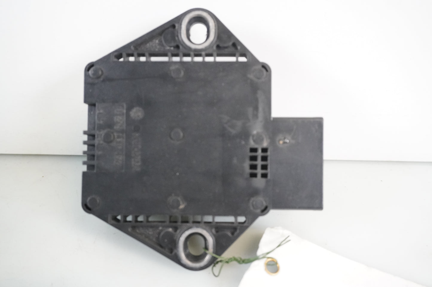 Baksidan på DTC antispinn från en BMW S 1000 RR -2011 motorcykel.