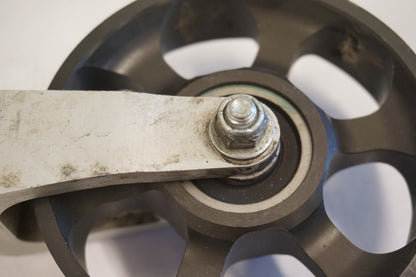 Extrabild2 på Remsspännhjul från en Buell XB 12 -2009 motorcykel.