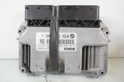 Framsidan på ECU / CDI BMW R 1200 R 2007. från en BMW R 1200 R -2007 motorcykel.