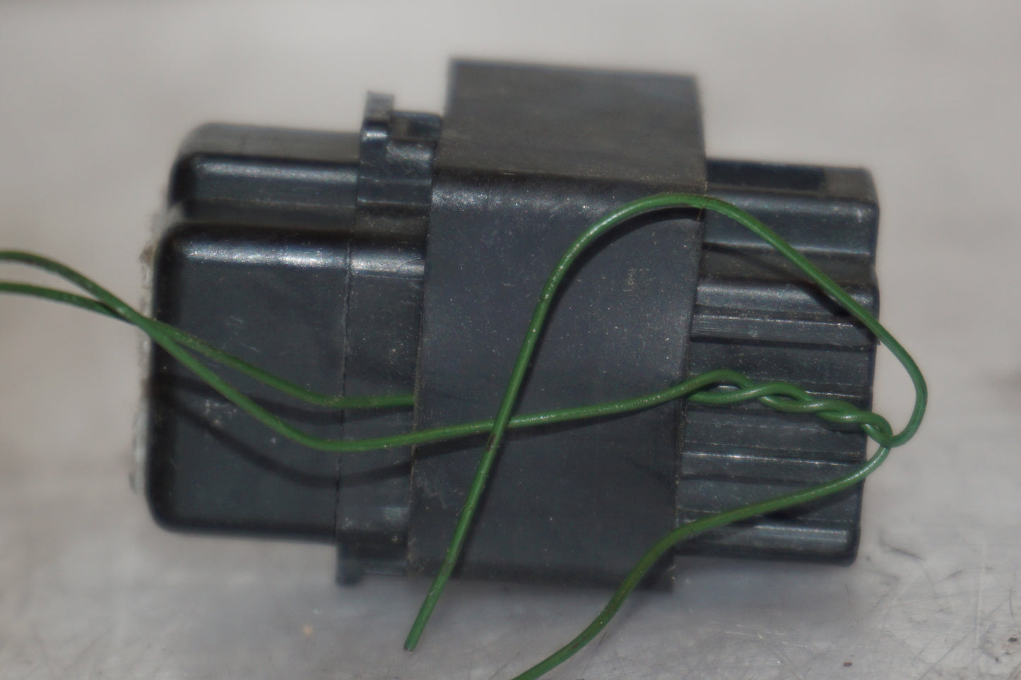 Höger sida på Huvudsäkring från en Hyosung GT 650 -2006 motorcykel.