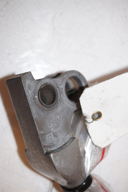 Snett nerifrån på Bromsgrepp från en H-D Softail Heritage Classic FLSTC/I -1995 motorcykel.