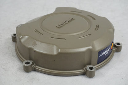 Extrabild1 på Kopplingskåpa från en Ducati Panigale V4S -2023 motorcykel.