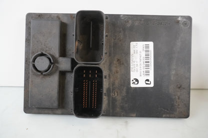 Baksidan på Motronic styrenhet från en BMW R 1200 GS -2004 motorcykel.