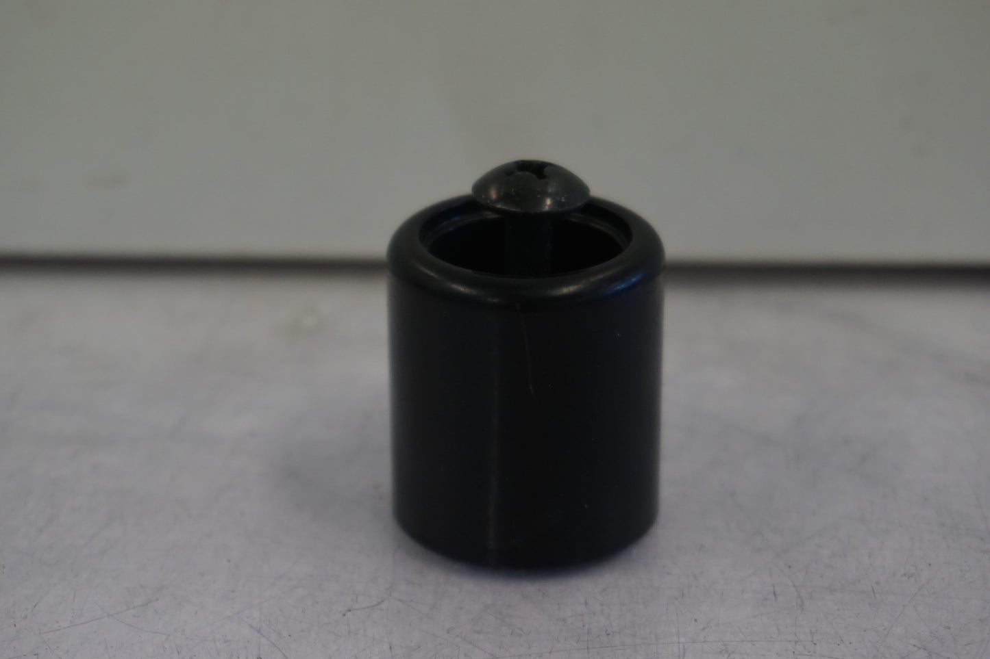 Framsidan på Styrvikt från en Suzuki GSX-R 600 -2000 motorcykel.