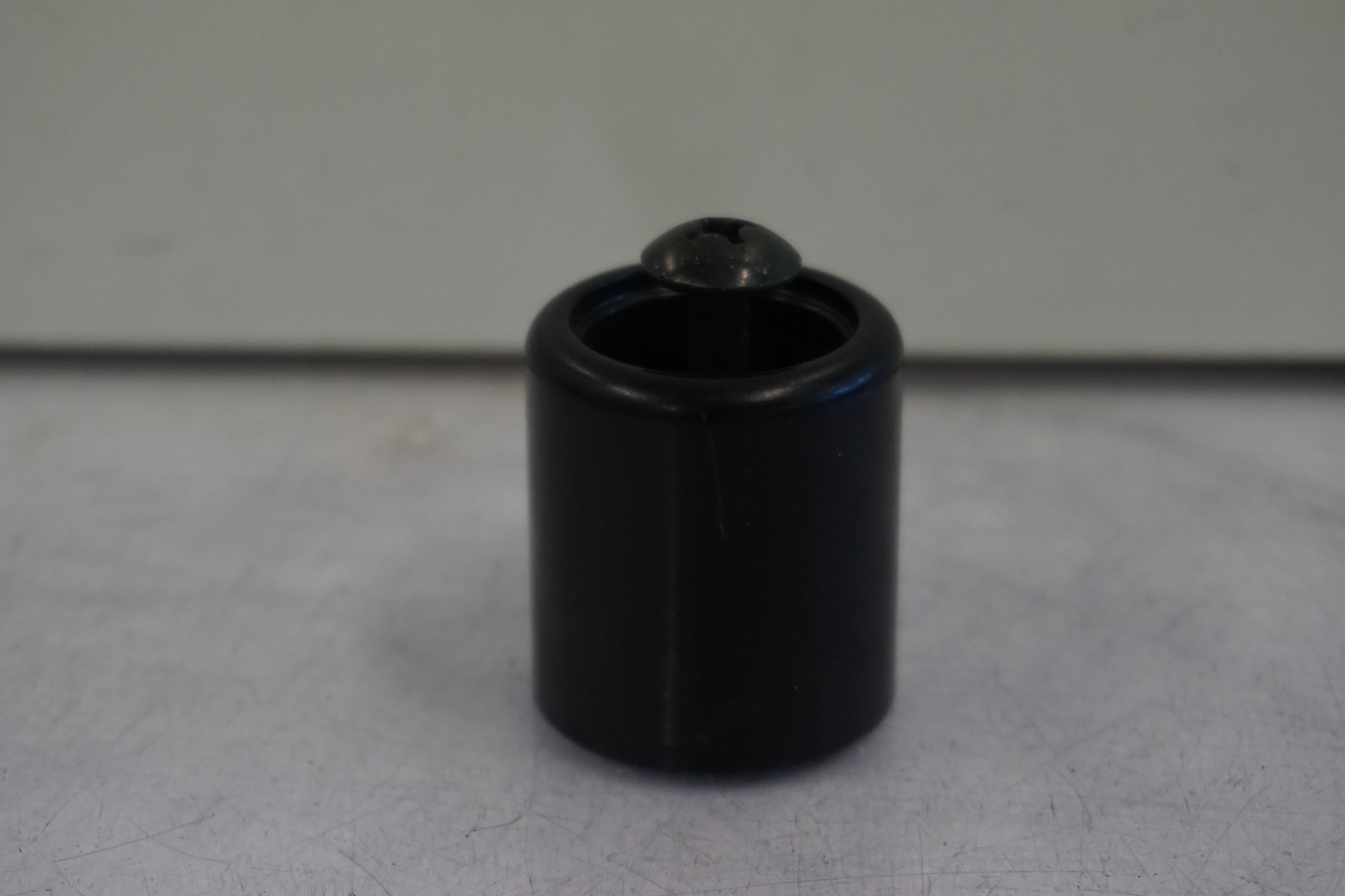 Framsidan på Styrvikt från en Suzuki GSX-R 600 -2000 motorcykel.