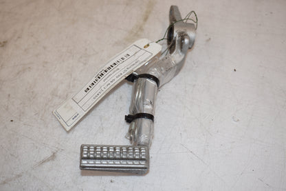 Framsidan på Bromspedal från en Hyosung GT 650 -2006 motorcykel.