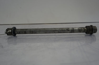 Höger sida på Axel från en H-D Sportster 883 XL -1997 motorcykel.