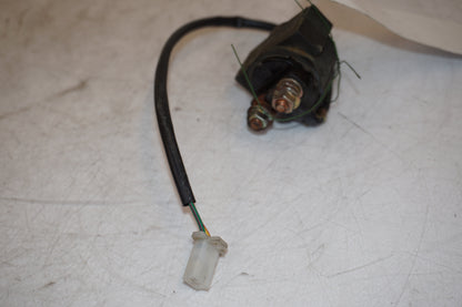 Framsidan på Startrelä från en Hyosung GT 650 -2006 motorcykel.