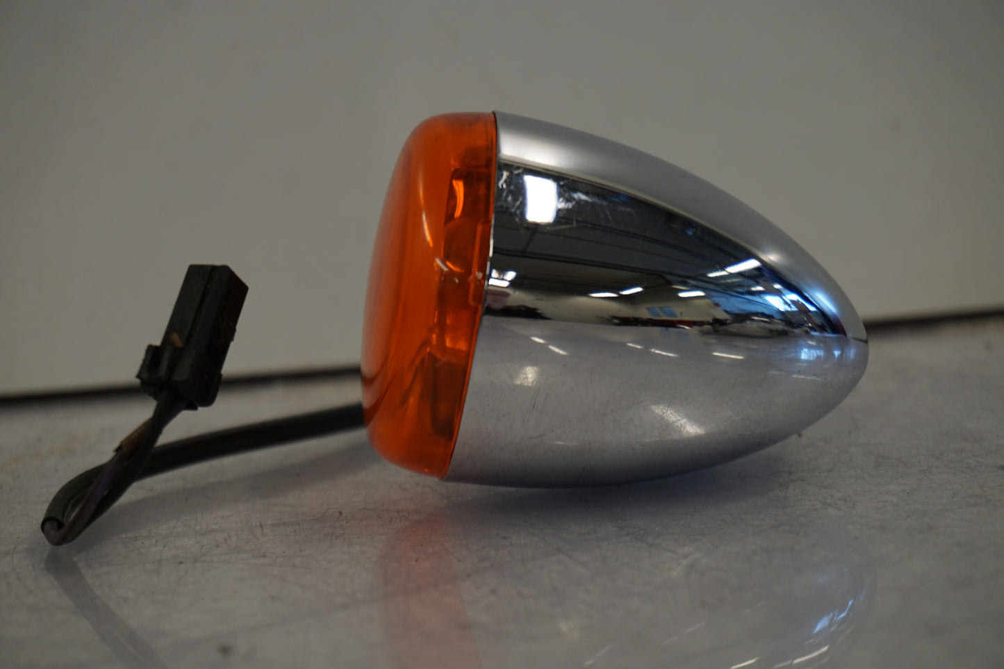 Höger sida på Blinkers från en H-D Softail Night Train EFI FXSTBI -2006 motorcykel.