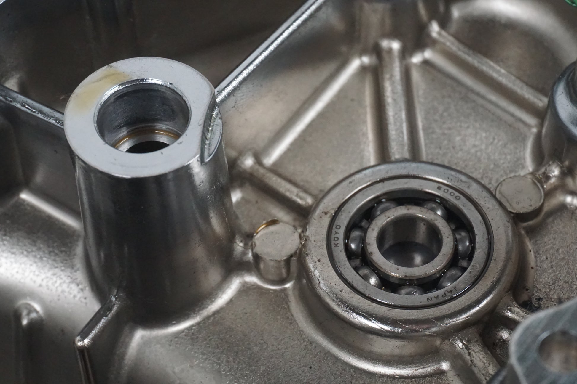 Extrabild3 på Generatorkåpa från en Honda VTX 1800 -2003 motorcykel.