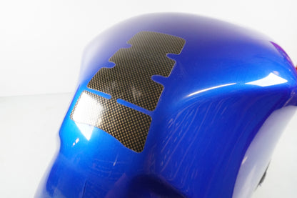 Snett uppifrån på Bensintank från en Honda CBR 1100 XX -2000 motorcykel.