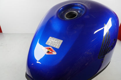 Extrabild3 på Bensintank från en Honda CBR 1100 XX -2000 motorcykel.