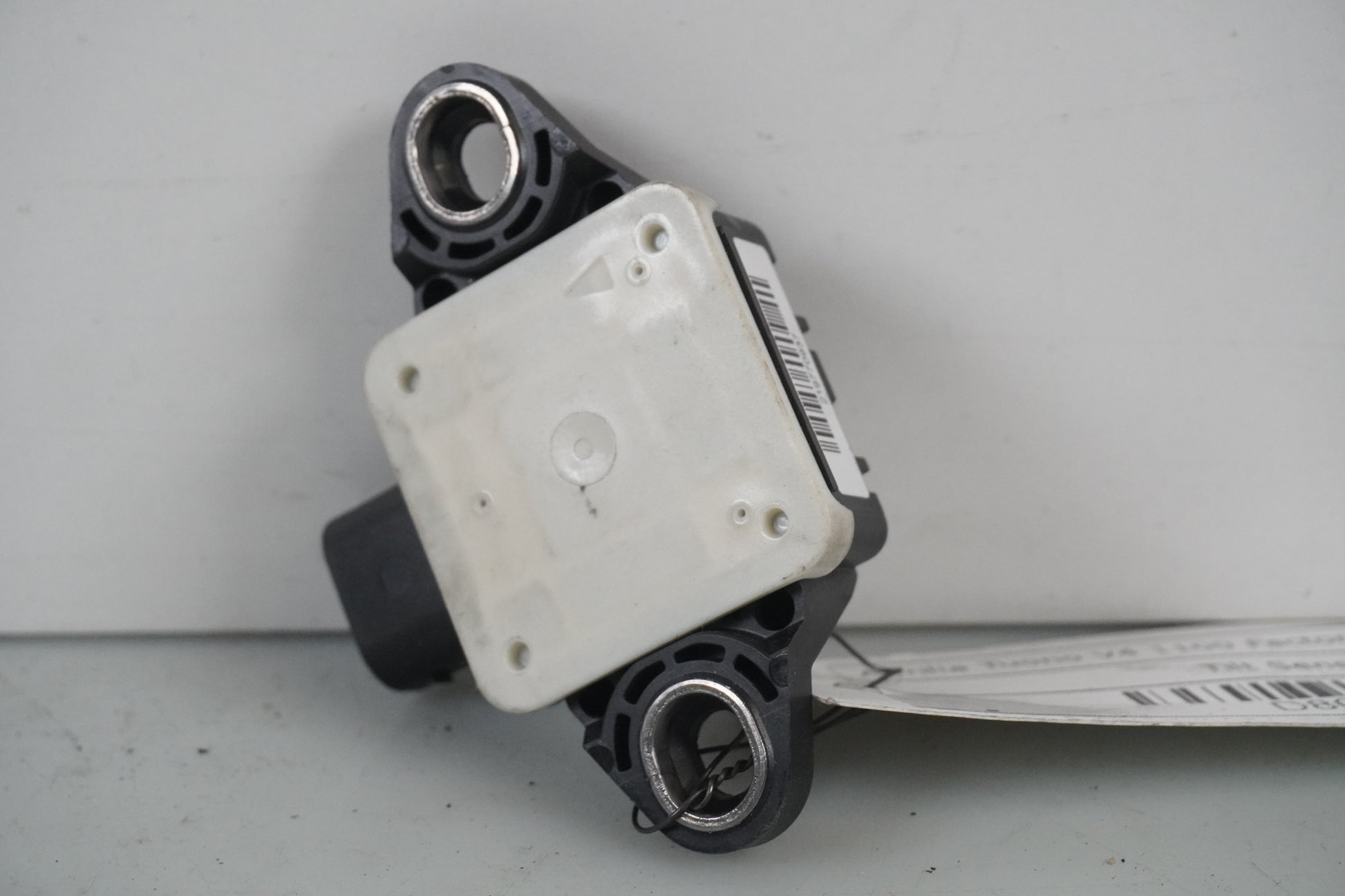 Framsidan på Tilt Sensor från en Aprilia Tuono V4R -2018 motorcykel.