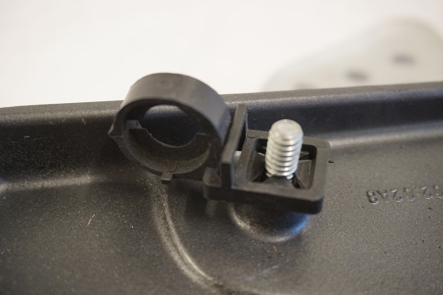 Extrabild1 på Fotpinnefäste från en Buell XB 12 -2009 motorcykel.