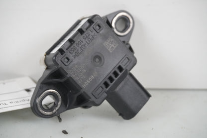 Baksidan på Tilt Sensor från en Aprilia Tuono V4R -2018 motorcykel.