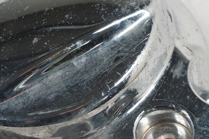 Höger sida på Motorkåpa från en Yamaha XVS 650 -1998 motorcykel.