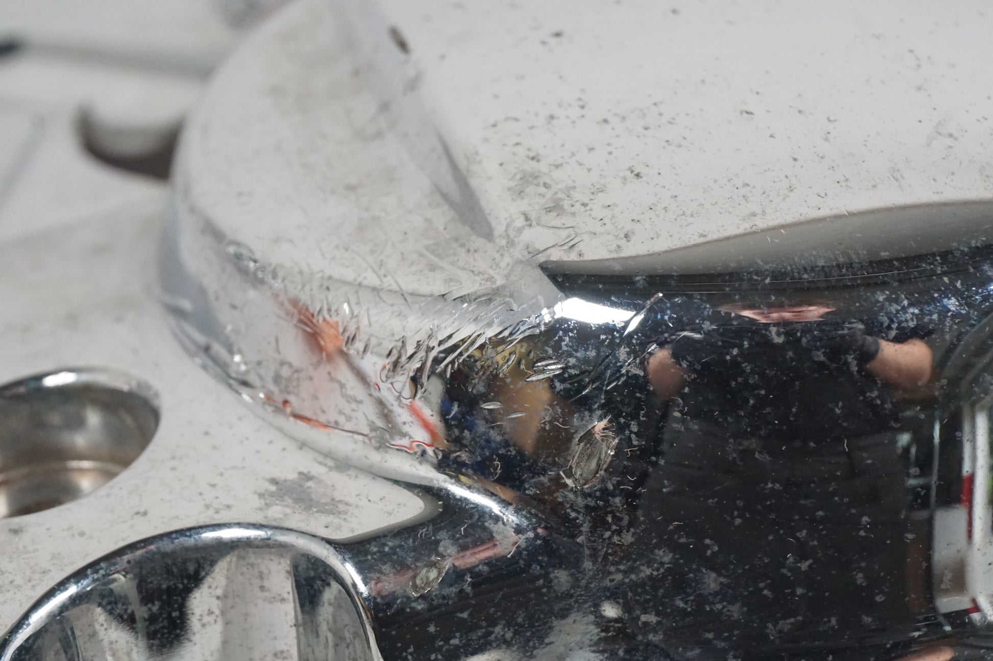 Extrabild1 på Motorkåpa från en Yamaha XVS 650 -1998 motorcykel.