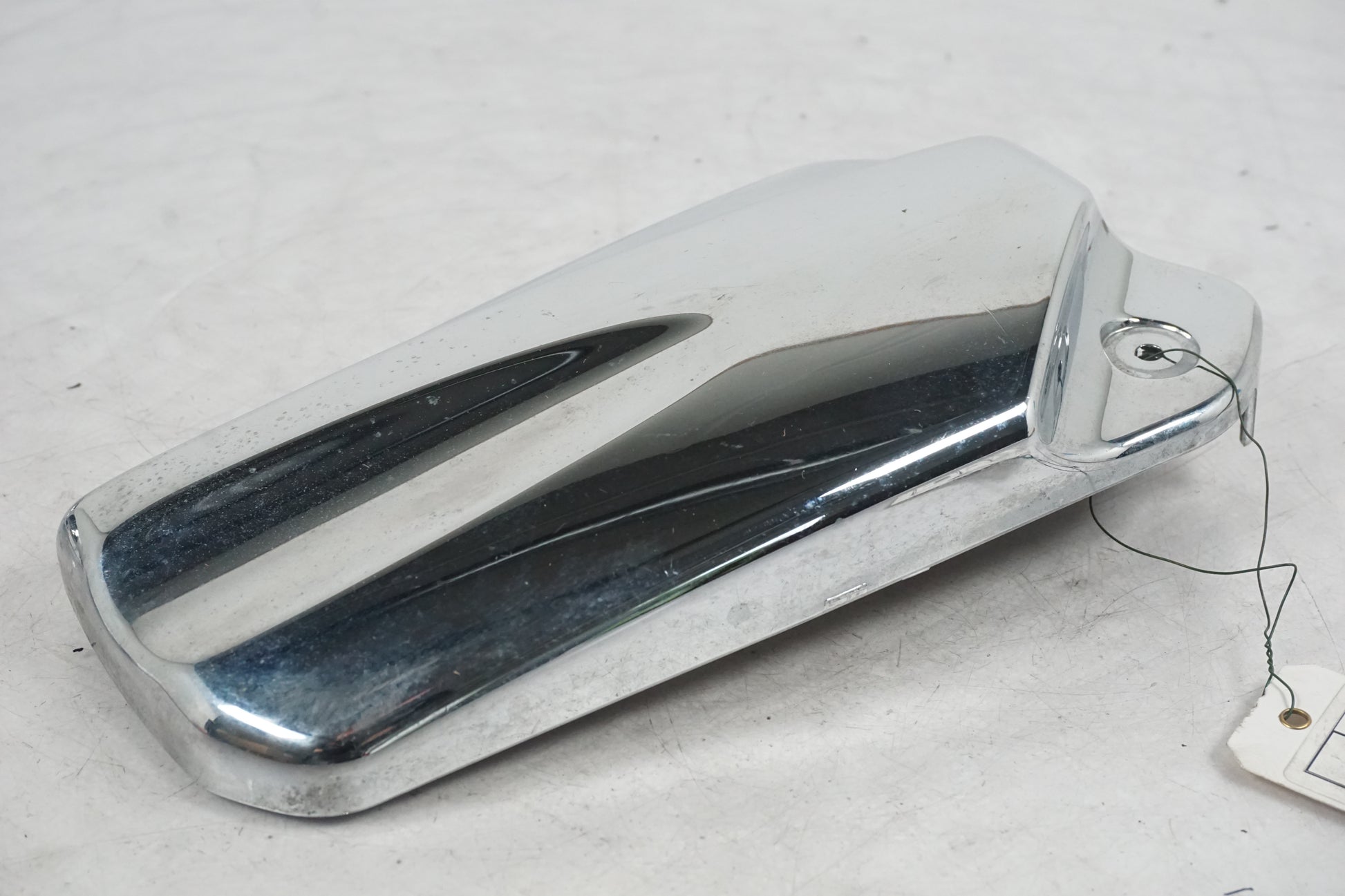 Baksidan på Motorkåpa från en Yamaha XVS 1100 -2003 motorcykel.