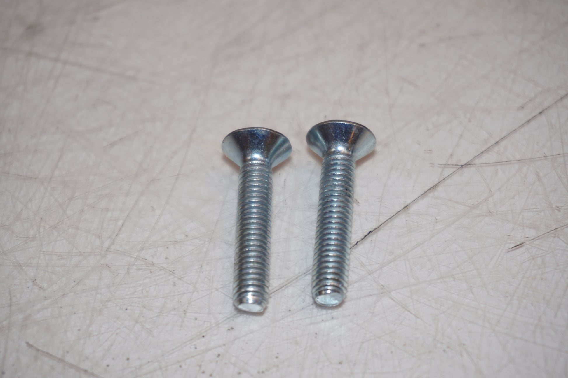 Extrabilder på Topboxfäste från en Suzuki GSX-R 1100 -1993 motorcykel.