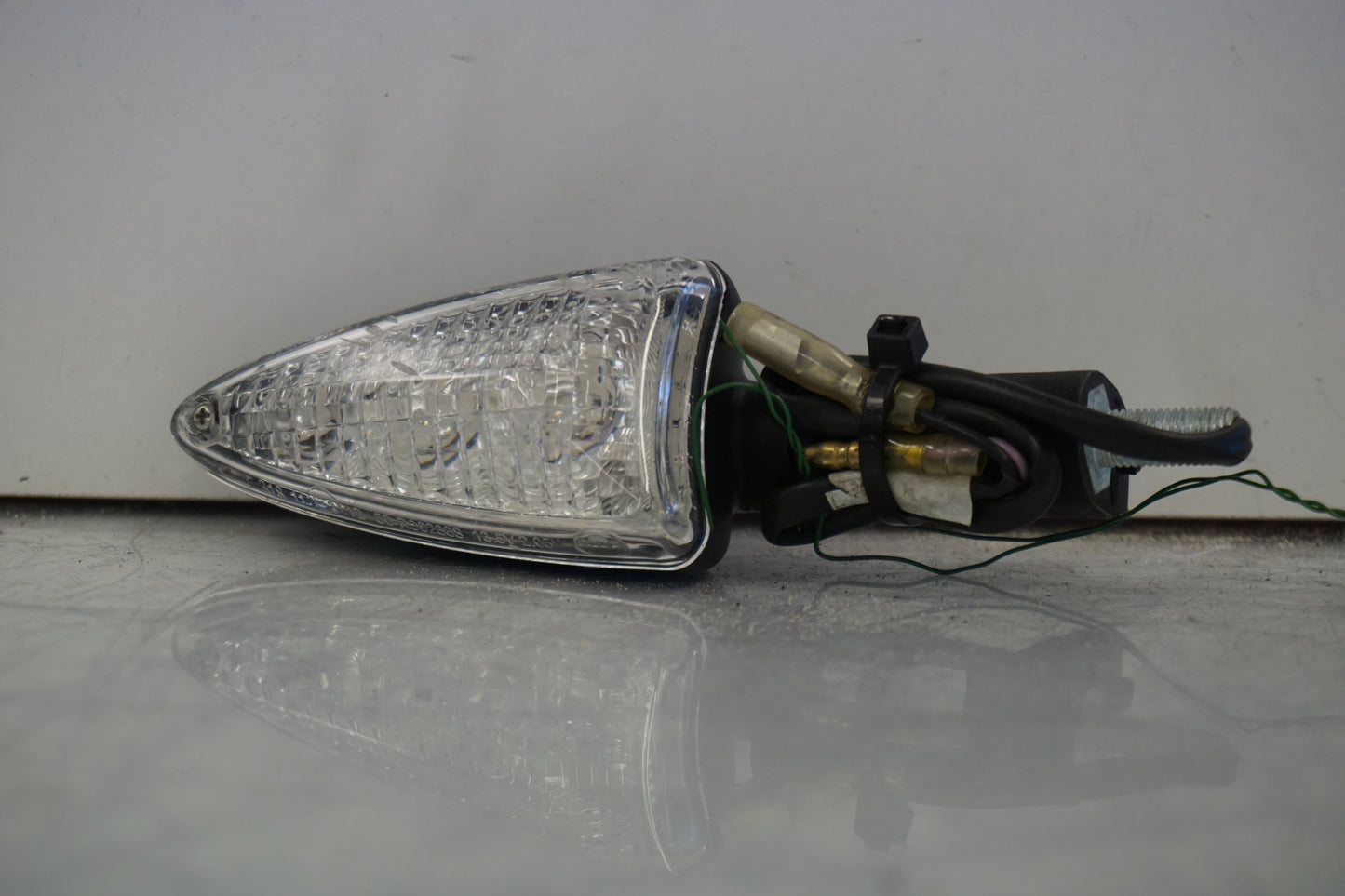 Framsidan på Blinkers från en Buell 1125 CR -2009 motorcykel.