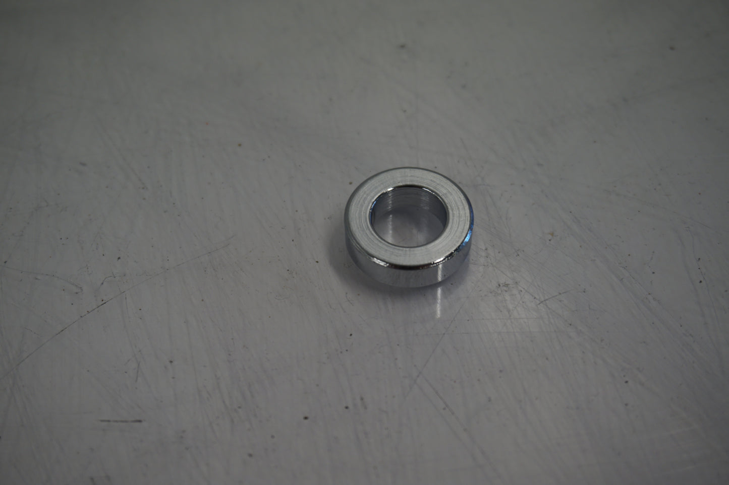 Extrabild1 på Blinkersfäste från en H-D Softail Custom FXSTC -2007 motorcykel.