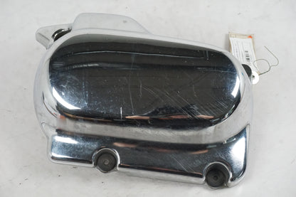 Framsidan på Sidopanel från en Yamaha XVS 650 -1999 motorcykel.