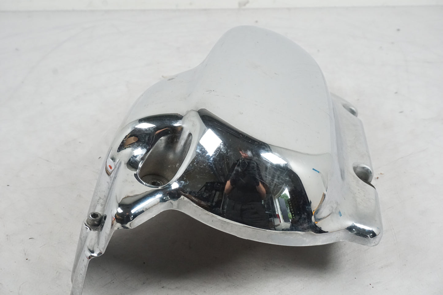 Snett uppifrån på Sidopanel från en Yamaha XVS 650 -1999 motorcykel.