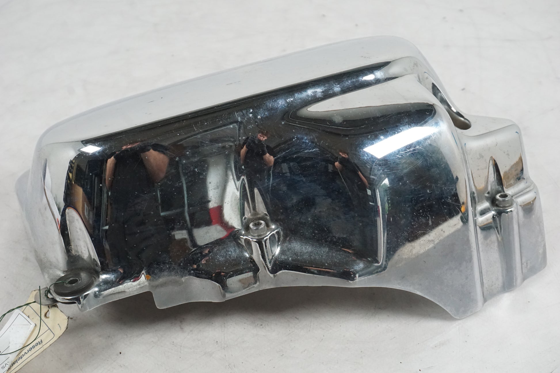 Snett nerifrån på Sidopanel från en Yamaha XVS 650 -1999 motorcykel.