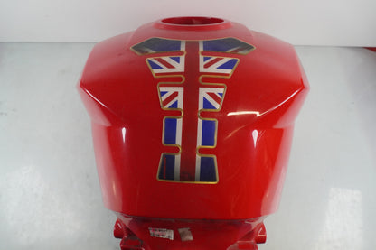 Extrabild2 på Bensintank från en Triumph Daytona 650 -2005 motorcykel.