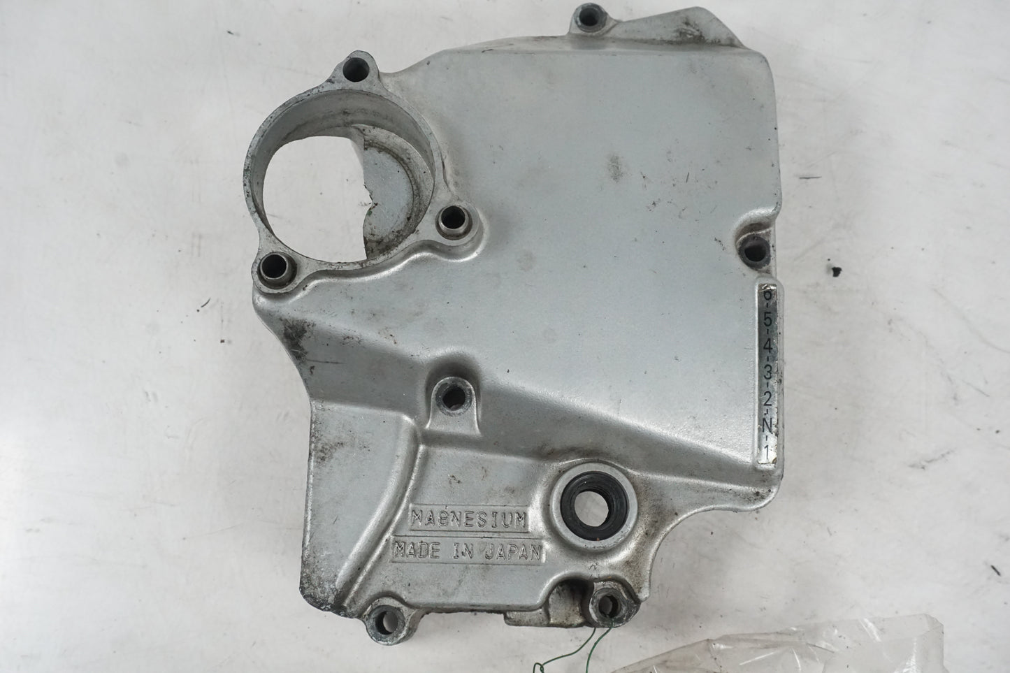 Framsidan på Drevkåpa från en Yamaha YZF 750 R -1993 motorcykel.