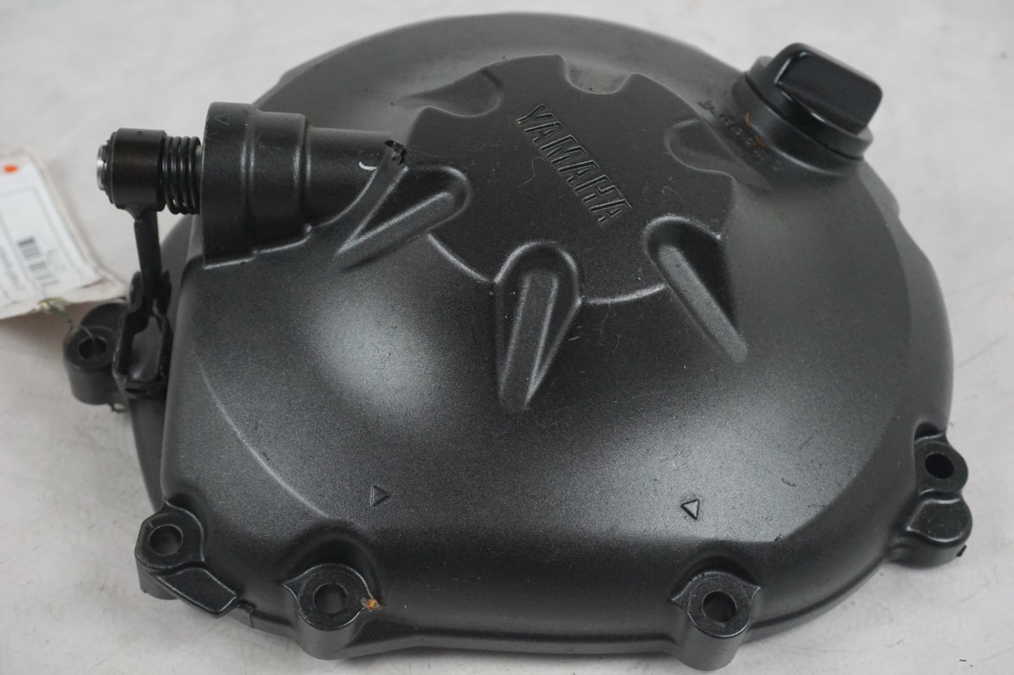 Baksidan på Kopplingskåpa från en Yamaha YZF R6 -2007 motorcykel.