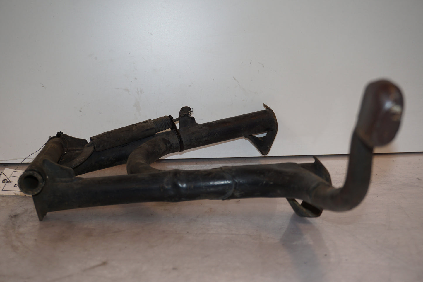 Extrabild2 på Centralstöd från en Honda VF 750 C -1983 motorcykel.