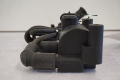 Vänster sida på Tändspole från en H-D Street Glide FLHX -2015 motorcykel.