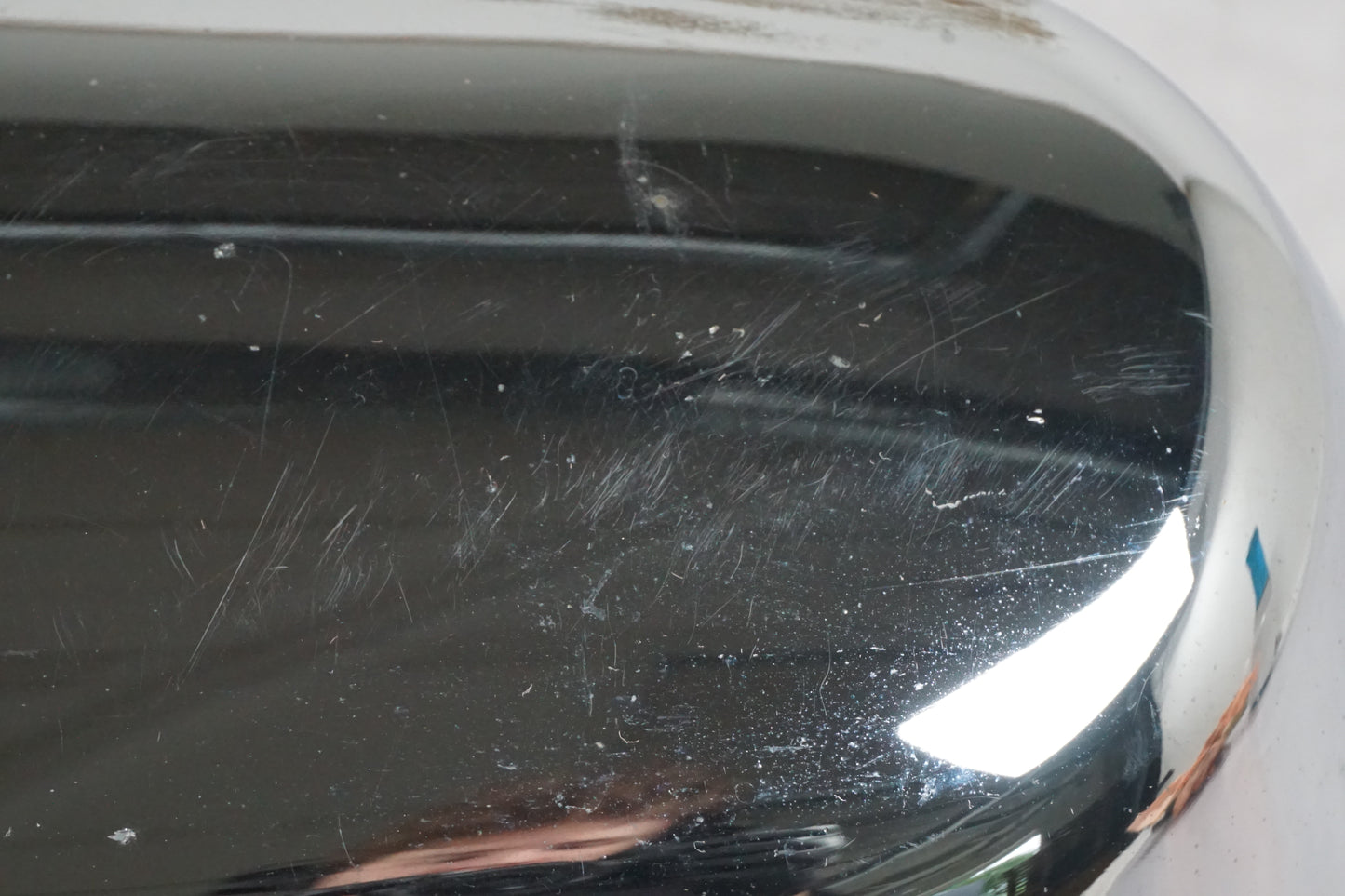 Baksidan på Motorkåpa från en Yamaha XVS 650 -2002 motorcykel.