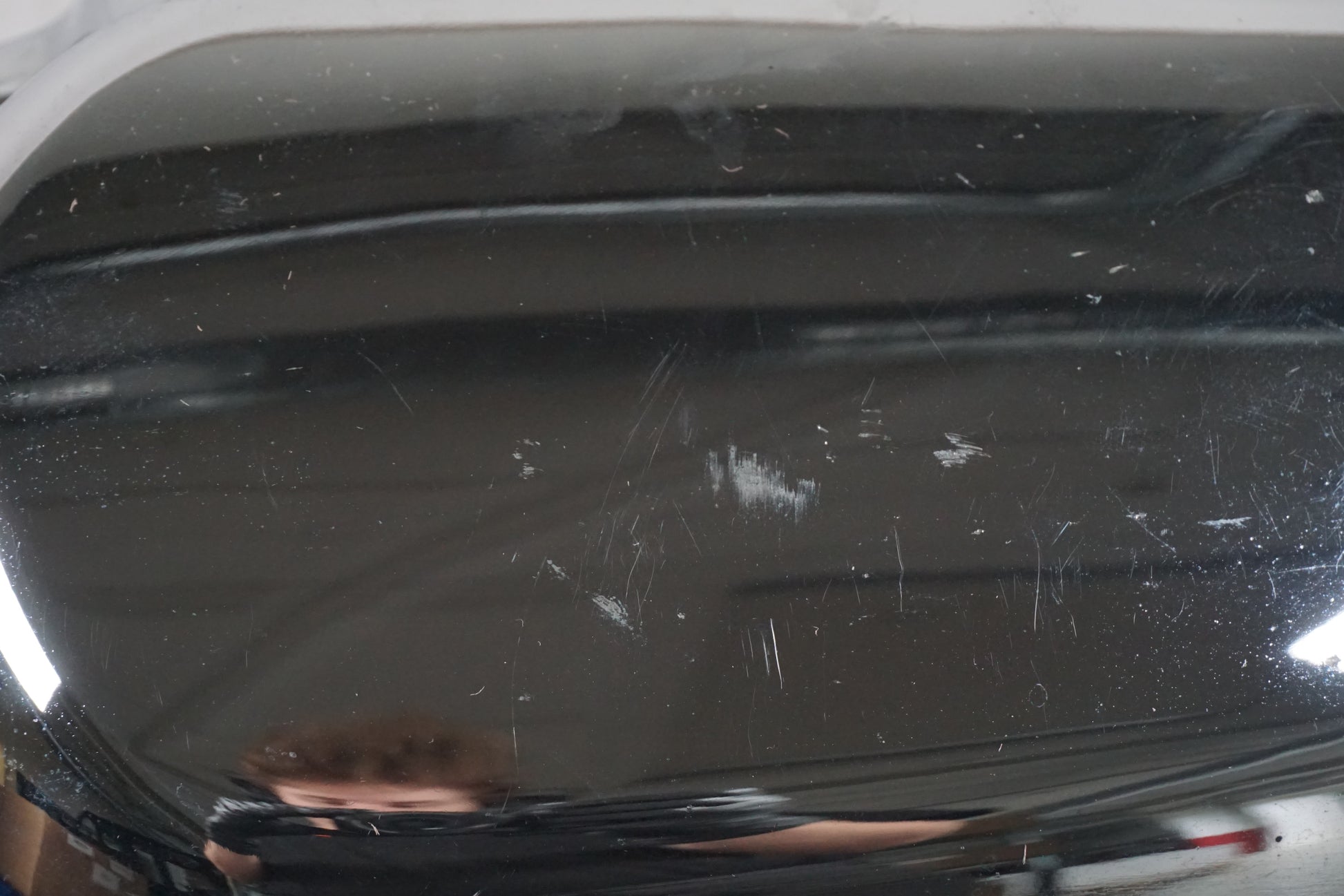 Höger sida på Motorkåpa från en Yamaha XVS 650 -2002 motorcykel.