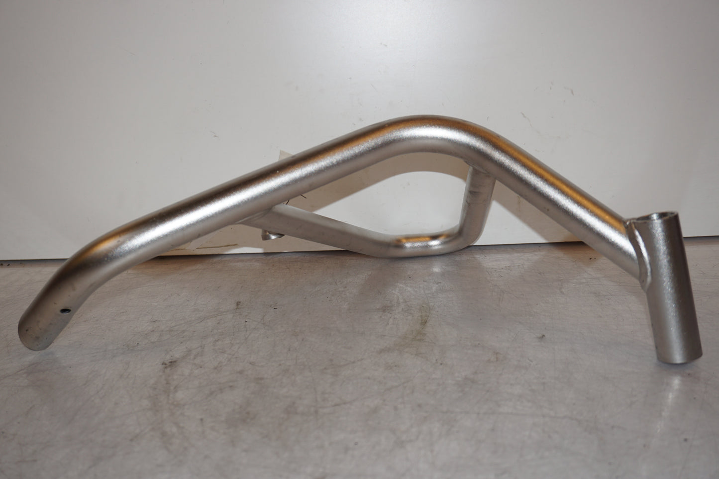 Extrabild1 på Motorskyddsbåge från en BMW R 1200 GS -2015 motorcykel.