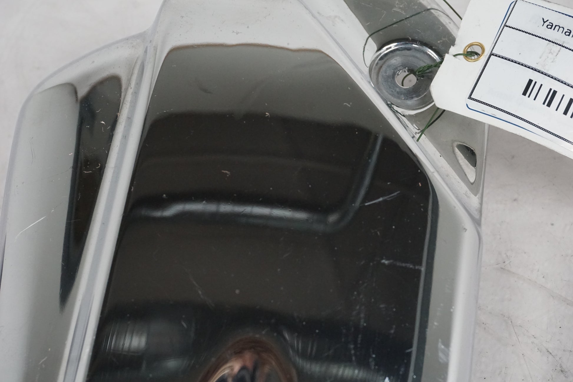 Höger sida på Motorkåpa från en Yamaha XVS 1100 -2000 motorcykel.