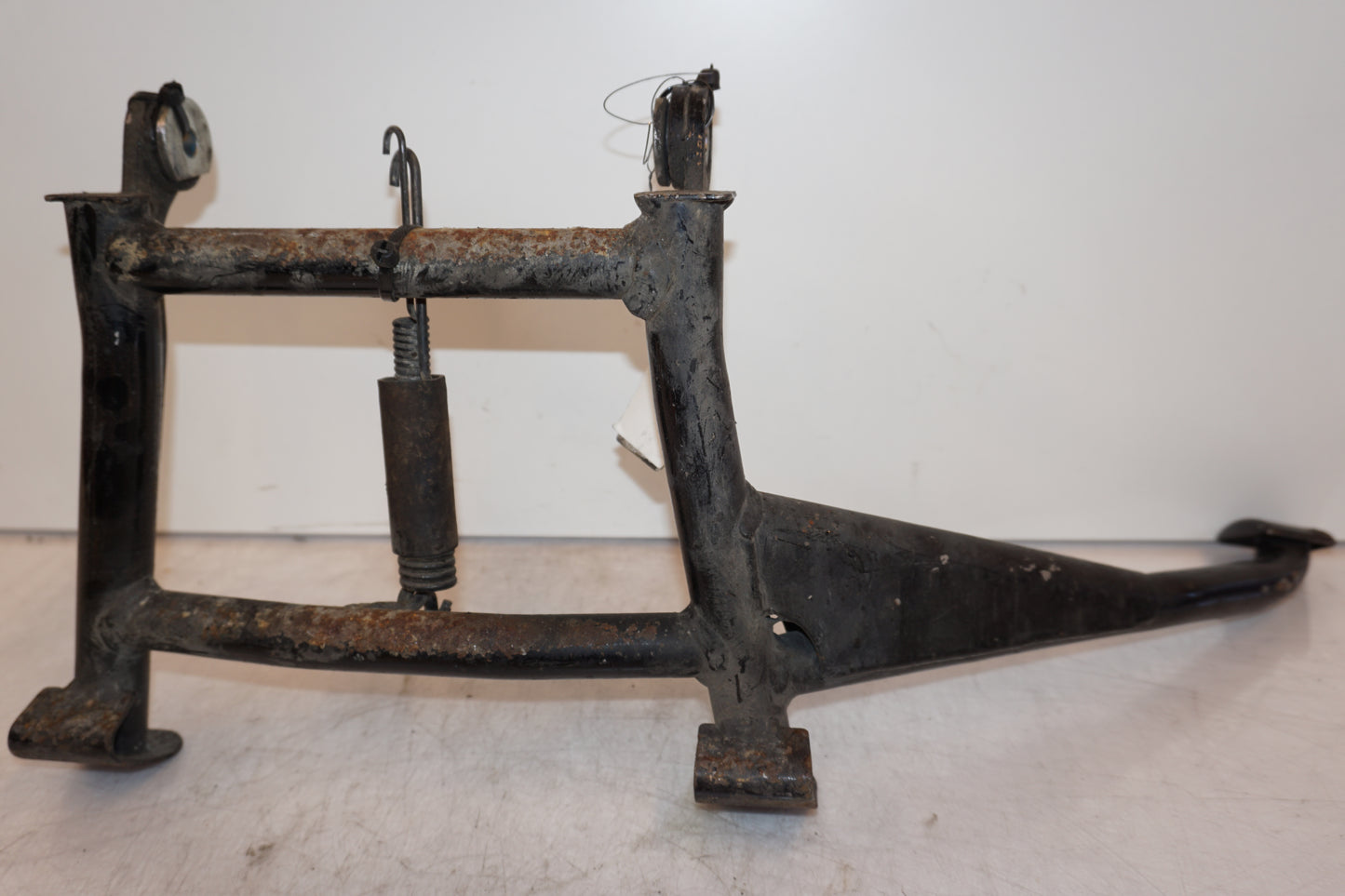 Framsidan på Centralstöd från en Honda CTX 1300 -2014 motorcykel.