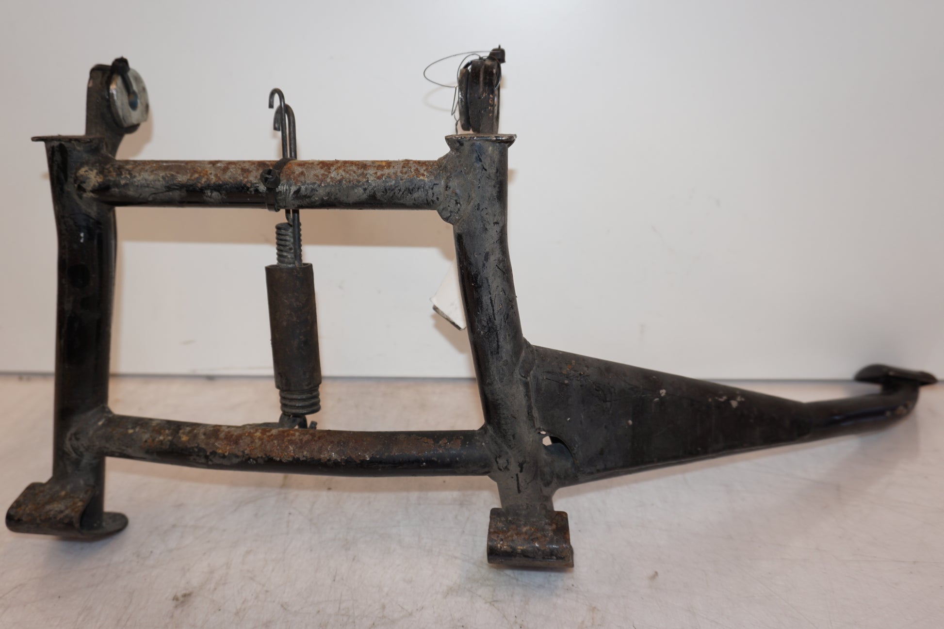 Framsidan på Centralstöd från en Honda CTX 1300 -2014 motorcykel.