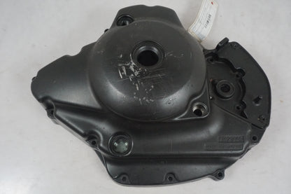 Framsidan på Generatorkåpa från en Yamaha BT 1100 -2005 motorcykel.