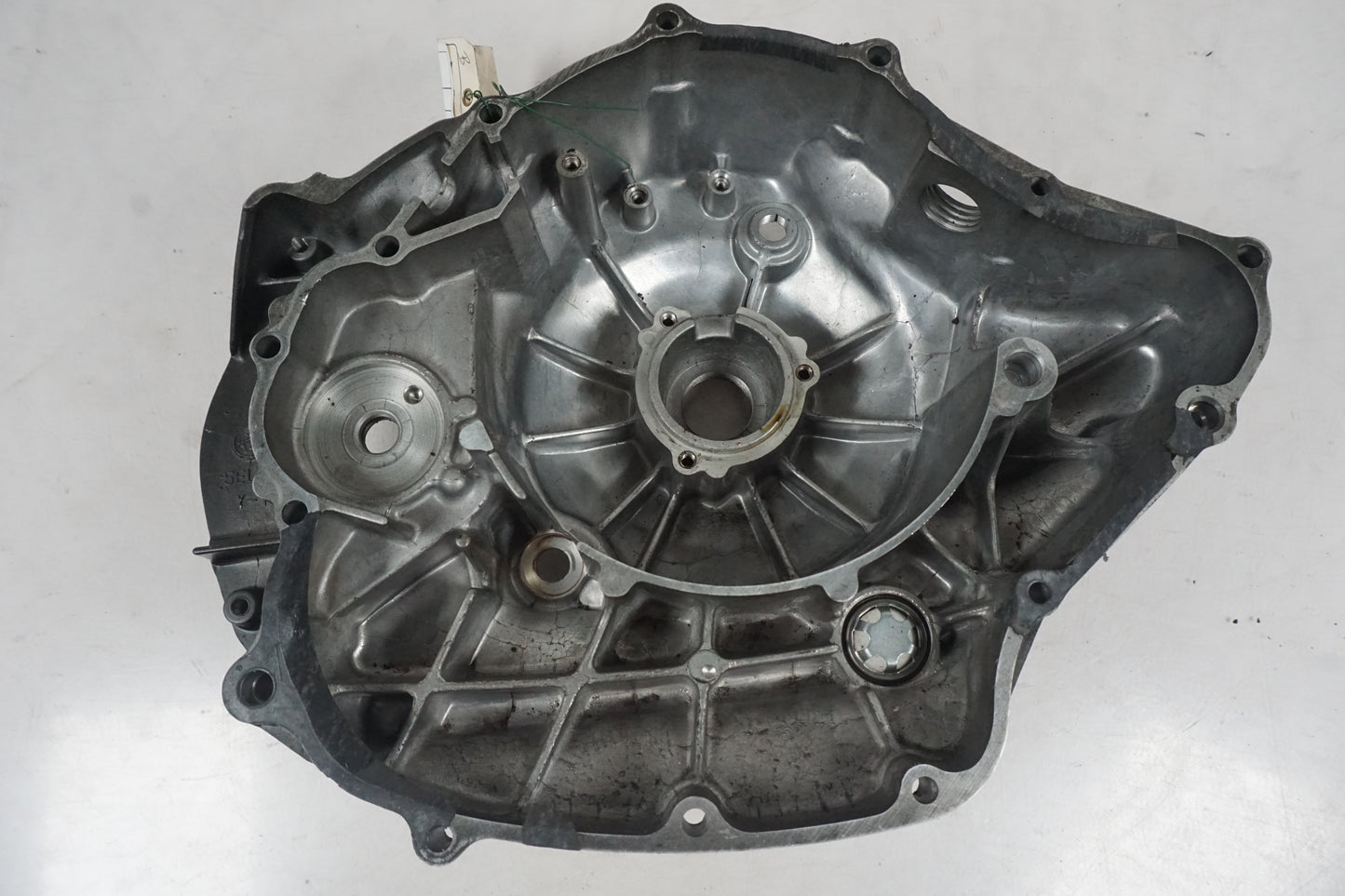 Extrabild1 på Generatorkåpa från en Yamaha BT 1100 -2005 motorcykel.