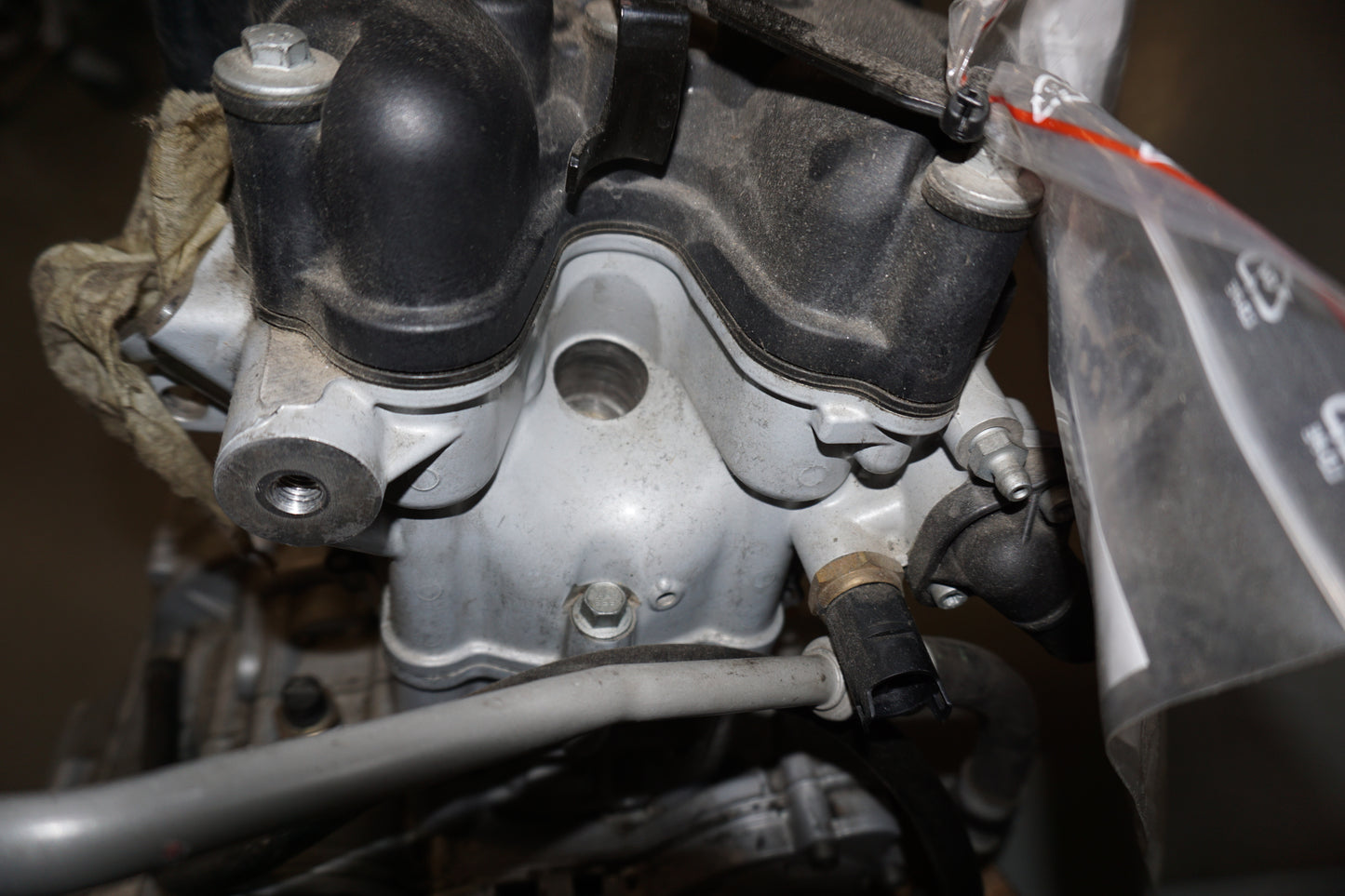 Extrabild6 på Motor från en BMW F 650 CS -2002 motorcykel.