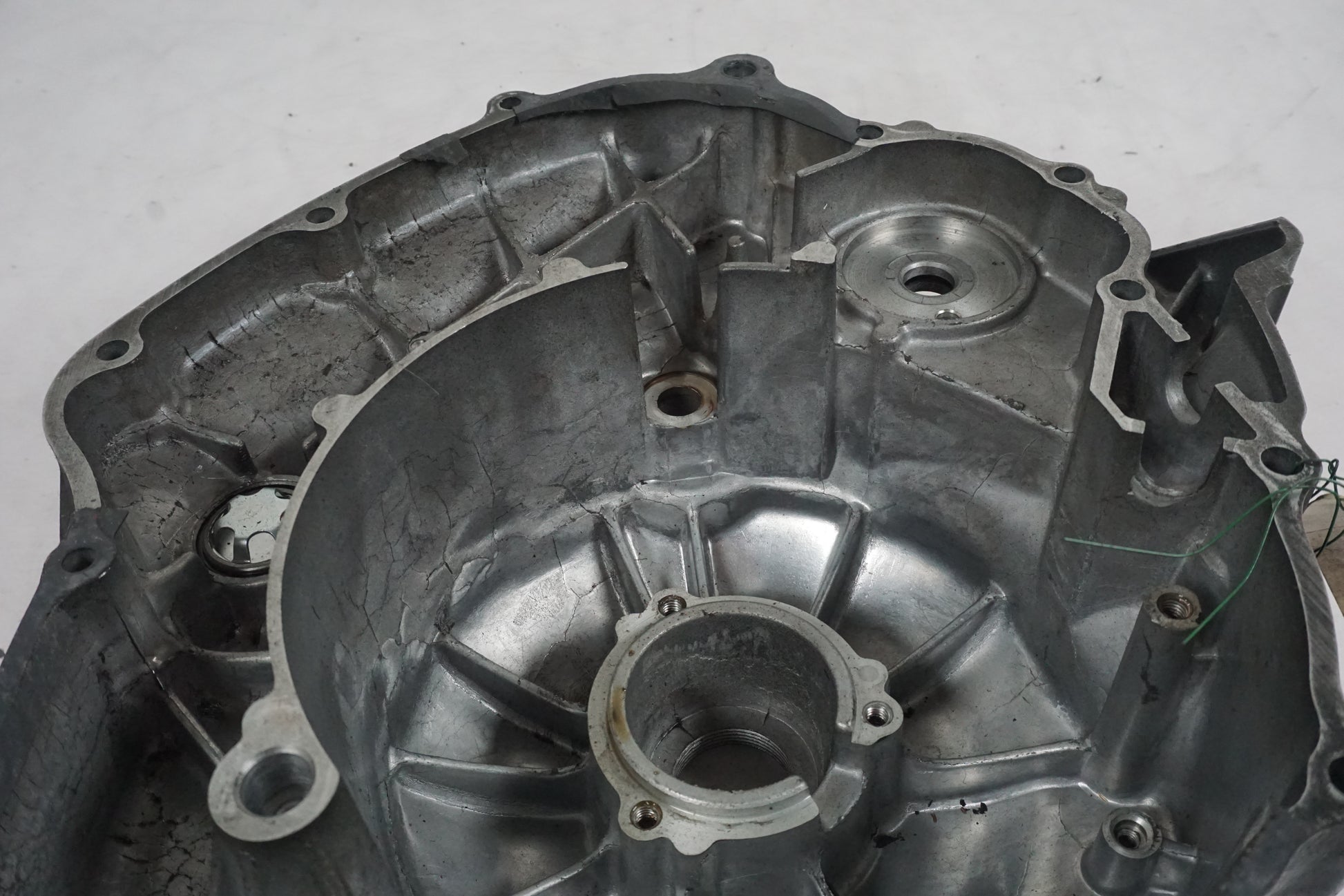 Extrabild3 på Generatorkåpa från en Yamaha BT 1100 -2005 motorcykel.